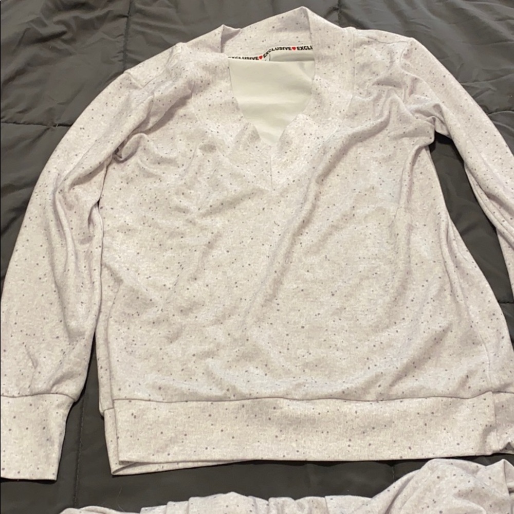 Super Soft Pajama Set - Picture 7 of 8